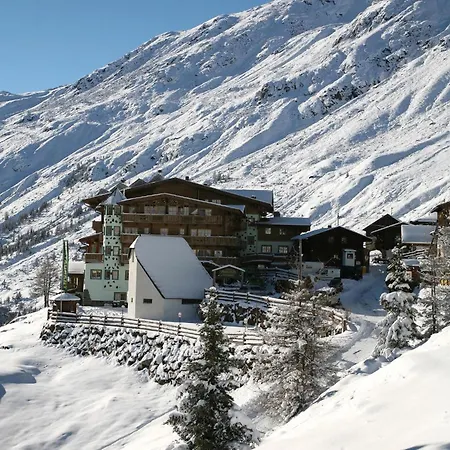 Hotel Silbertal 4*