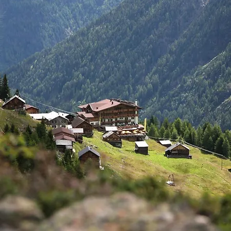 Silbertal Готель