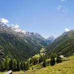 Silbertal فندق